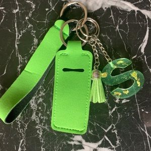 Green S initial keychain set